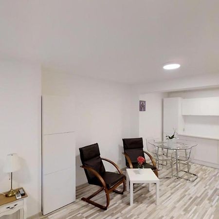 Sun Villa Residence ブカレスト エクステリア 写真
