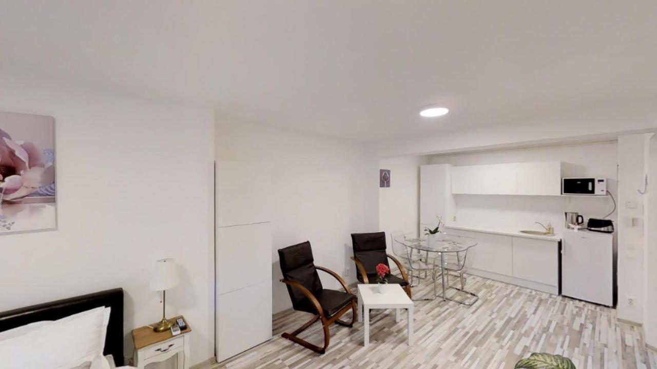 Sun Villa Residence ブカレスト エクステリア 写真