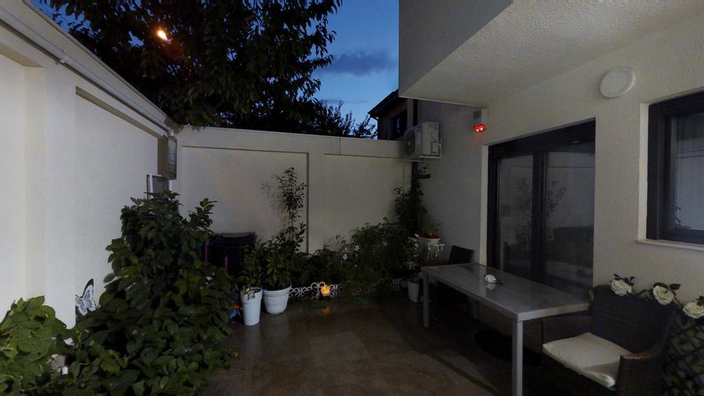 Sun Villa Residence ブカレスト エクステリア 写真